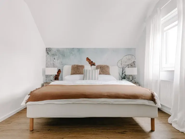 Enjoy cozy nights in the bedroom of PEARL