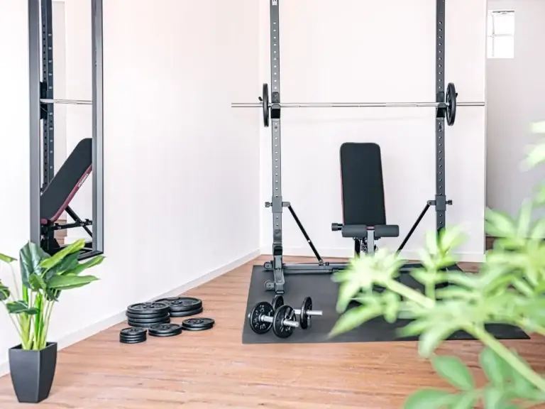 Equipped home gym JADE